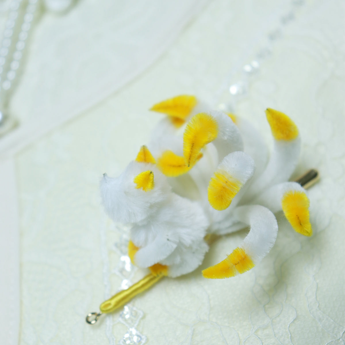 velvet flower animal breastpin accessory